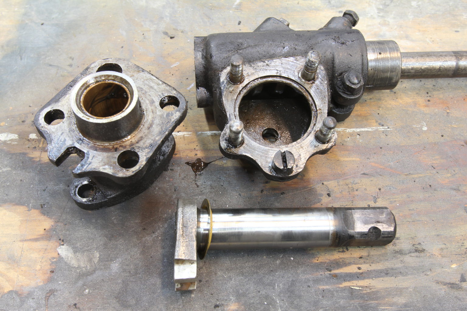 How to Rebuild a Model A TwoTooth Steering Box