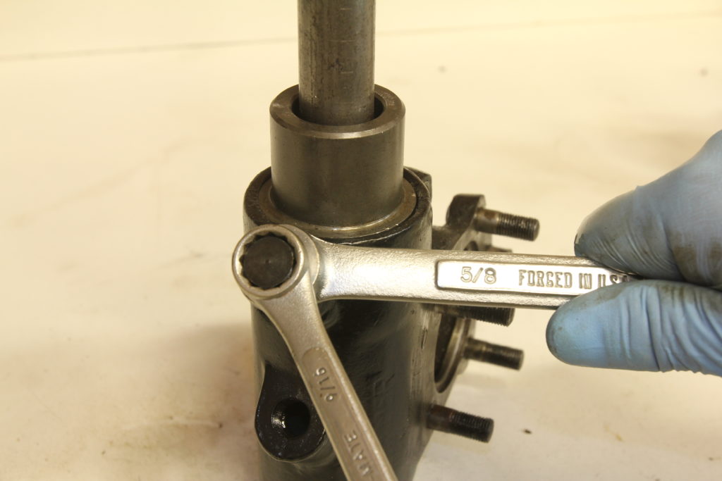 How to Rebuild a Model A TwoTooth Steering Box